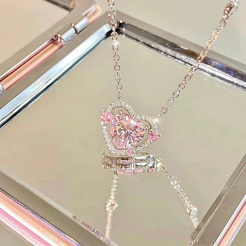 Luxury Sweet Heart Pendant Necklaces For Women