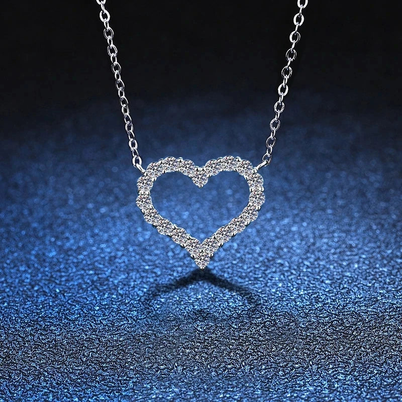 Korean Fashion Heart Shaped Zircon Pendant Necklace for Women
