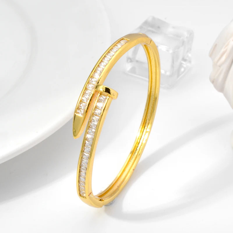 Luxury Gold Color Twist Bracelets For Women