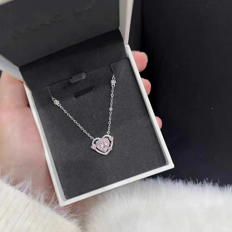 Luxury Sweet Heart Pendant Necklaces For Women